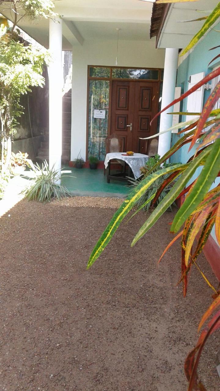 לינה וארוחת בוקר בנטוטה Vivid Lanka מראה חיצוני תמונה